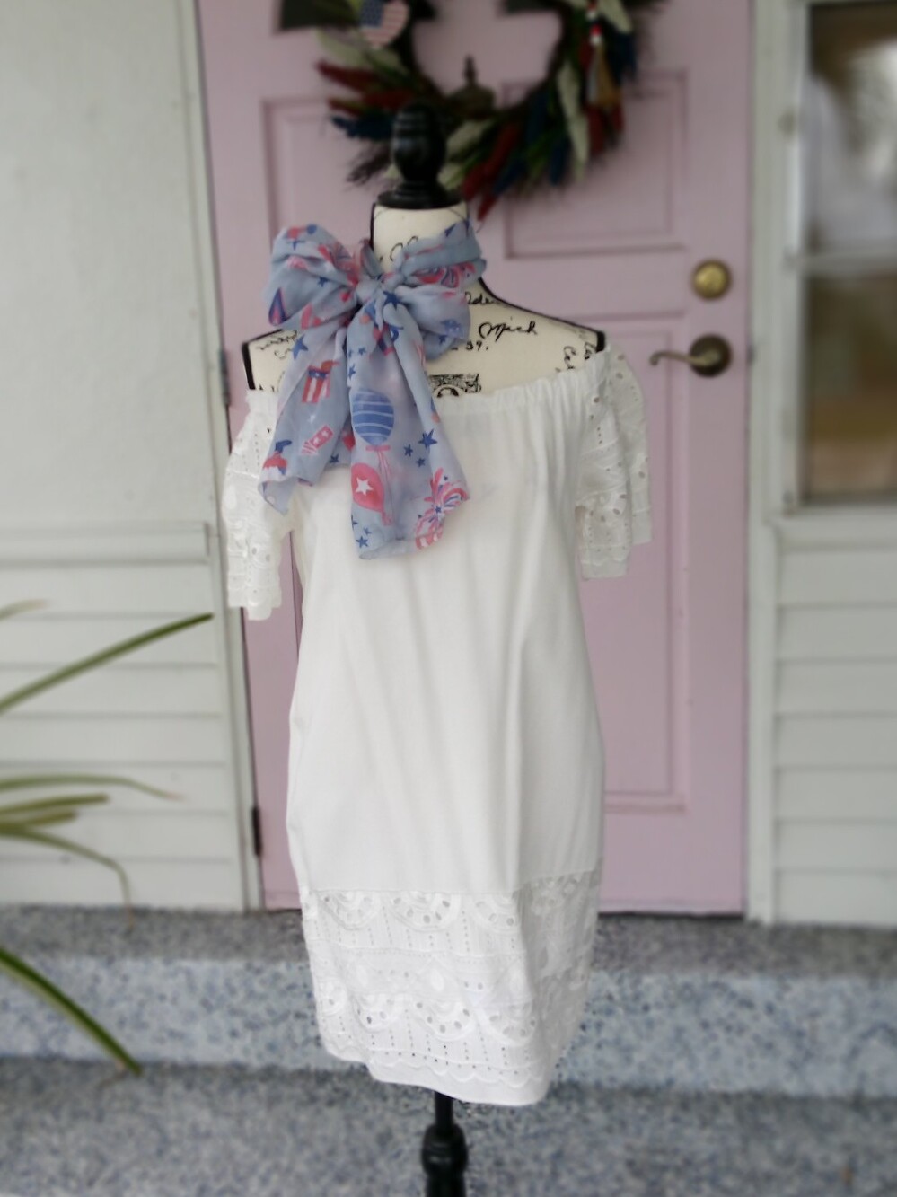 🎊 Saks 5th Ave. Crisp White Sheath Dress